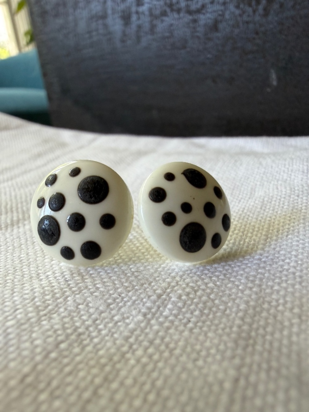 Black & White Polka Dot Stud Plastic Earrings Vintage